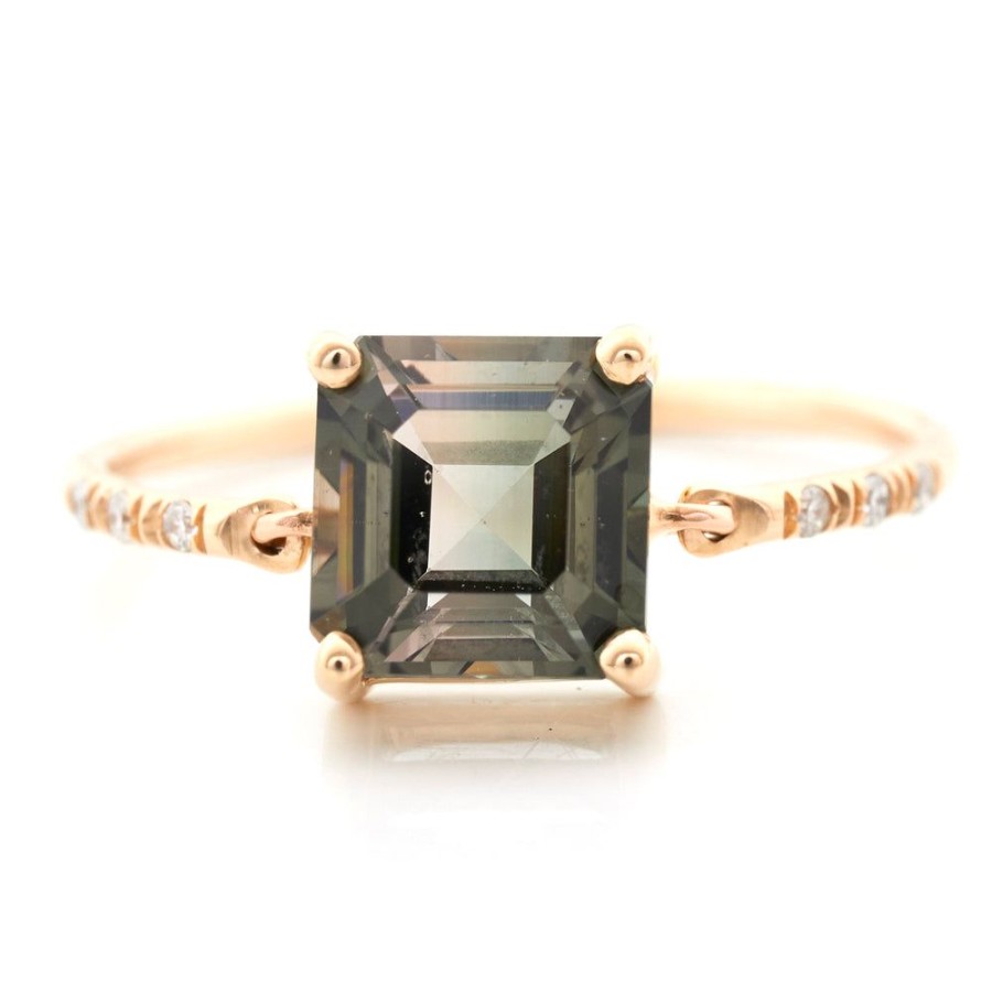 Jewelry YI Collection | Color Change Green Tourmaline Petite Diamond Circle Ring