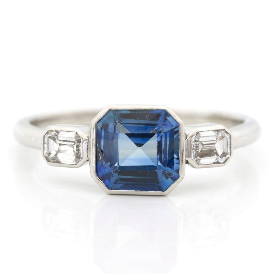 Jewelry YI Collection | Ceylon Sapphire & Diamond Everlasting Ring