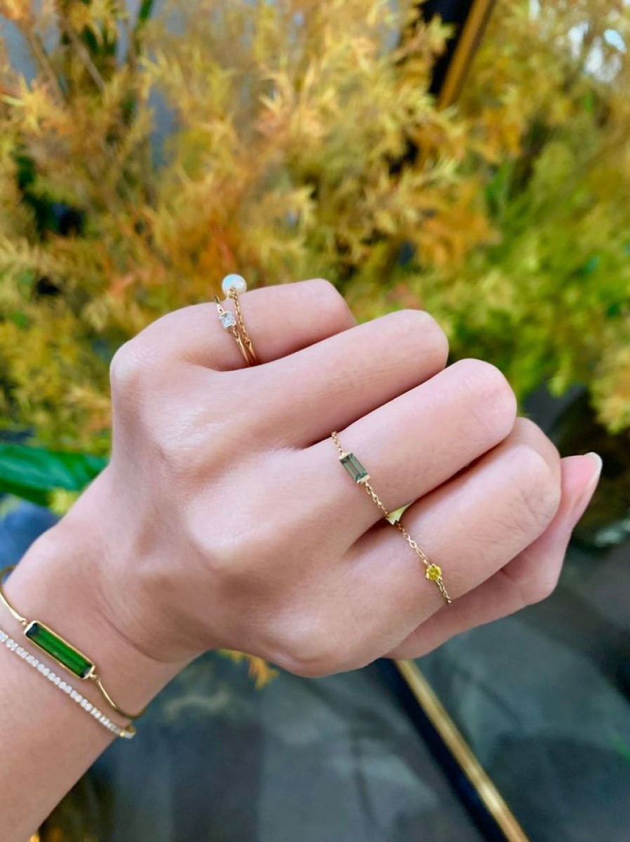 Jewelry YI Collection Chain Rings | Green Sapphire Baguette Chain Ring